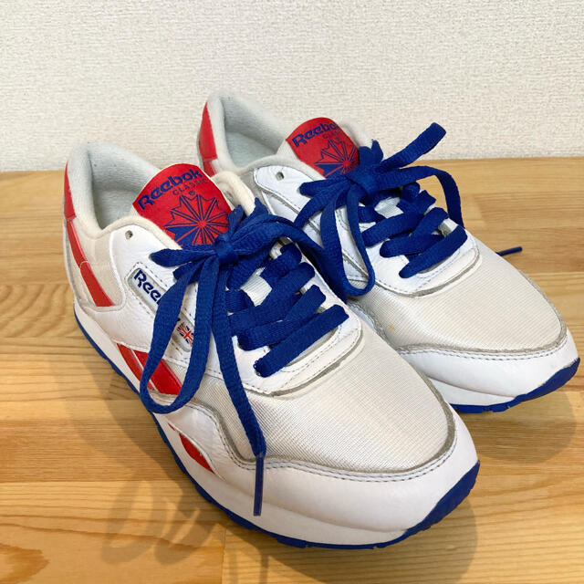 2022発売 Reebok スニーカー 23.5cm - 通販 - www.uschateaugironfoot.fr