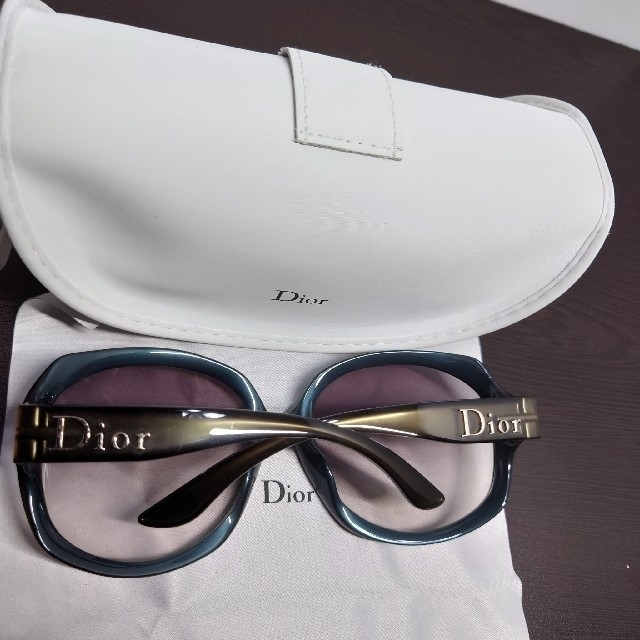 Christian Dior(クリスチャンディオール)の専用です。美品【  Dior 】サングラス レディースのファッション小物(サングラス/メガネ)の商品写真