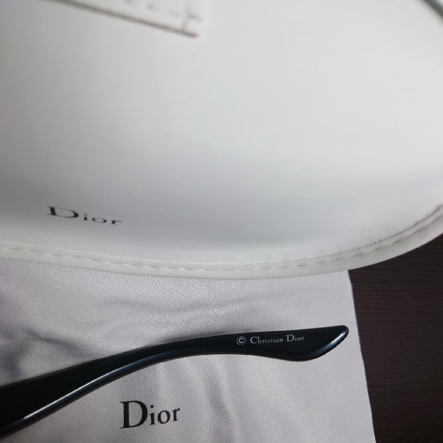 Christian Dior(クリスチャンディオール)の専用です。美品【  Dior 】サングラス レディースのファッション小物(サングラス/メガネ)の商品写真