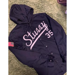 ステューシー(STUSSY)のSTUSSY ジャケットパーカー　美品！　カラーブラック　Mサイズ(パーカー)