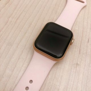 アップルウォッチ(Apple Watch)のさゆ様専用　アップルウォッチ  series4 40mm ローズゴールド(腕時計)