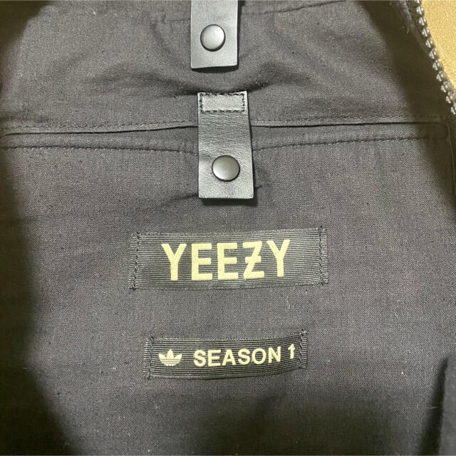 adidas(アディダス)のadidas yeezy season1 backpack 確実正規品　レア メンズのバッグ(バッグパック/リュック)の商品写真