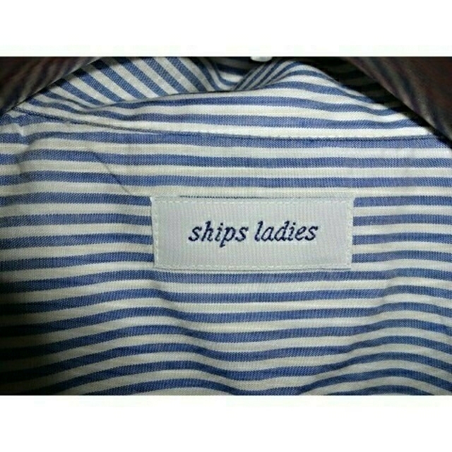 SHIPS(シップス)のSHIPS　シップス レディース　半袖　ブルーストライプ シャツ 　美品 レディースのトップス(シャツ/ブラウス(半袖/袖なし))の商品写真