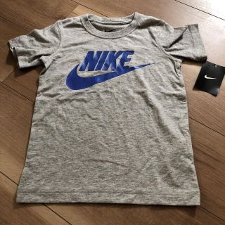 ナイキ(NIKE)の新品　タグ付き　NIKE ロゴTシャツ　110㎝(Tシャツ/カットソー)