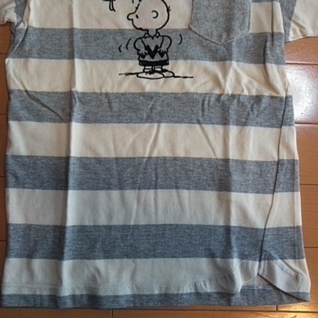 BREEZE(ブリーズ)のBREEZE 半袖TシャツSNOOPY 130cm グレー×ホワイト キッズ/ベビー/マタニティのキッズ服男の子用(90cm~)(Tシャツ/カットソー)の商品写真