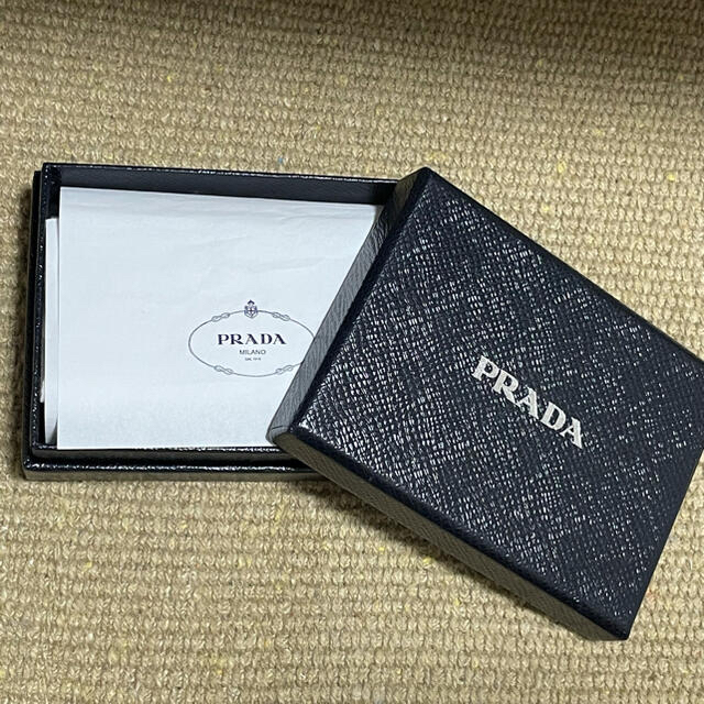 PRADA(プラダ)のPRADA キーケース レディースのファッション小物(キーケース)の商品写真