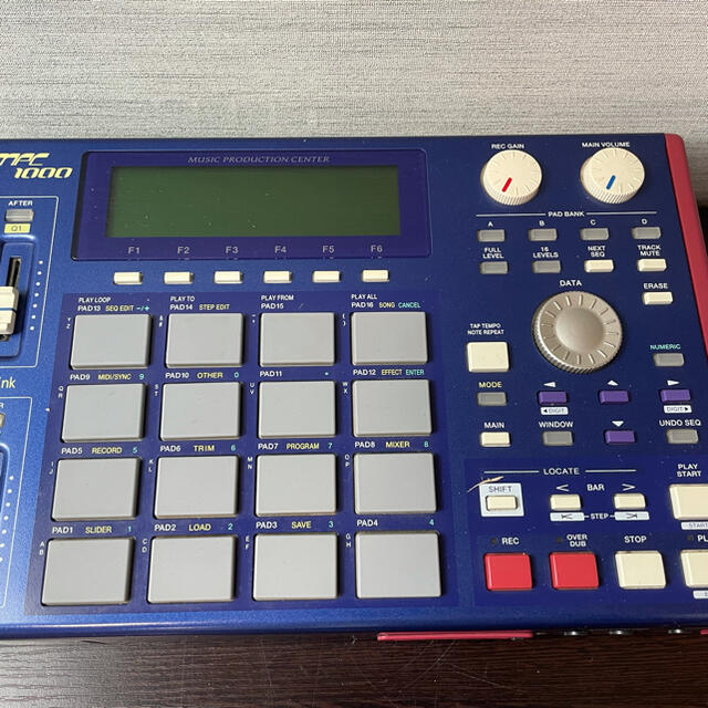 AKAI MPC1000 サンプラー　品　アカイ　クーポン利用可