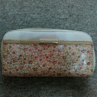 花柄♡長財布＆花柄ポーチ♡♡中古品(財布)