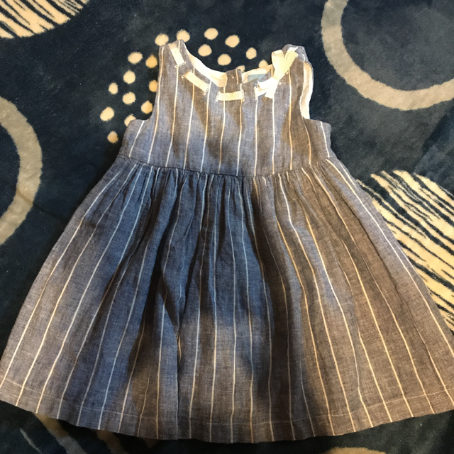 babyGAP(ベビーギャップ)のベビーギャップ　ワンピース キッズ/ベビー/マタニティのキッズ服女の子用(90cm~)(ワンピース)の商品写真