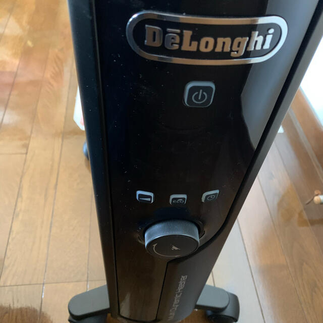 DeLonghi(デロンギ)のDeLongi  MDHU15-BK スマホ/家電/カメラの冷暖房/空調(電気ヒーター)の商品写真