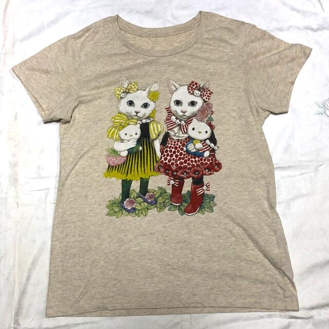 ヒグチユウコ　キティちゃん　コラボＴシャツ　ユニクロ エンタメ/ホビーのおもちゃ/ぬいぐるみ(キャラクターグッズ)の商品写真