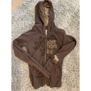 アバクロンビーアンドフィッチ(Abercrombie&Fitch)のアバクロンビーパーカー　美品(パーカー)