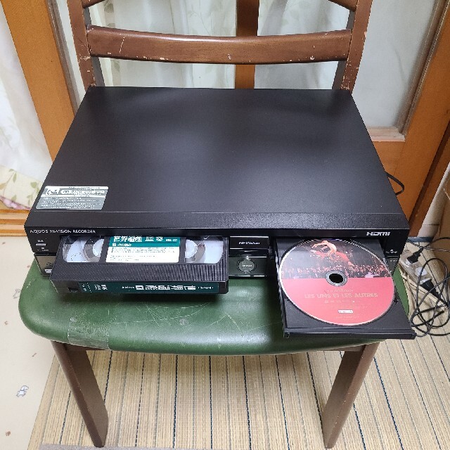 爆買い正規品 SHARP - 希少ダビング可完動超美品シャープVHS/HDD/DVDレコーダーDV-ACV52の通販 by papiko4312's shop|シャープならラクマ 豊富な低価