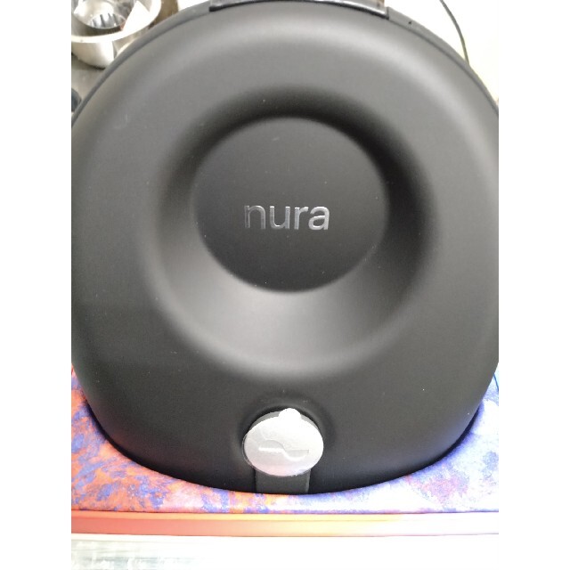 nuraphone 美品。欠品なし、オマケあり。 スマホ/家電/カメラのオーディオ機器(ヘッドフォン/イヤフォン)の商品写真