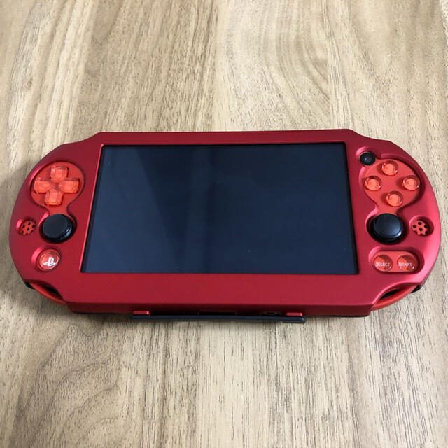 PS vita 2000 Wi-Fiモデル　メタリックレッド