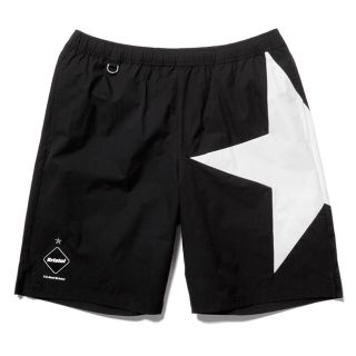 エフシーアールビー(F.C.R.B.)の【F.C.Real Bristol BIG STAR SHORTS】(ショートパンツ)