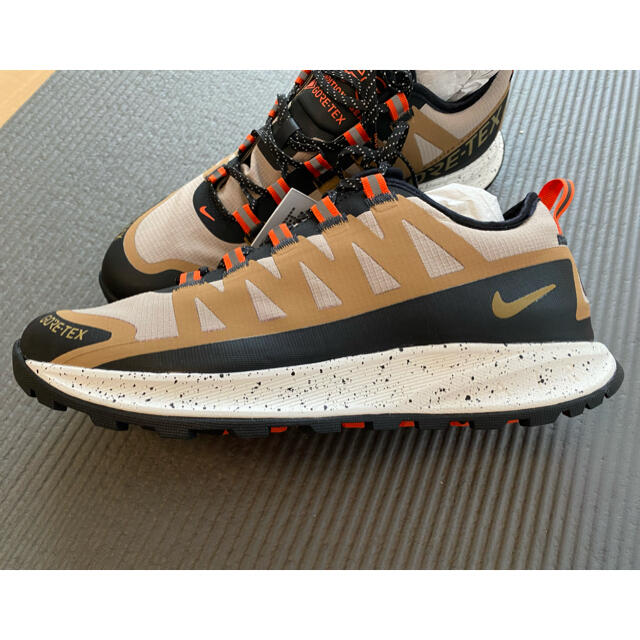 NIKE ナイキ ACG AIR NASU GORE-TEXスニーカー