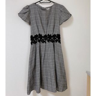 トッコ(tocco)のtocco closet❤︎ シルエットウエストレース×グレンチェックワンピース(その他)