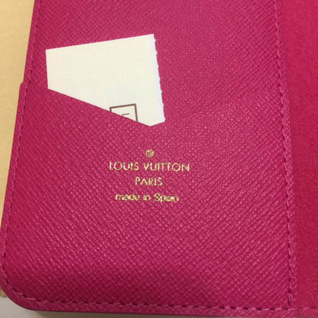 LOUIS VUITTON(ルイヴィトン)のりん様専用♪Louis Vuittonレア色iPhone6プラス携帯ケース スマホ/家電/カメラのスマホアクセサリー(モバイルケース/カバー)の商品写真