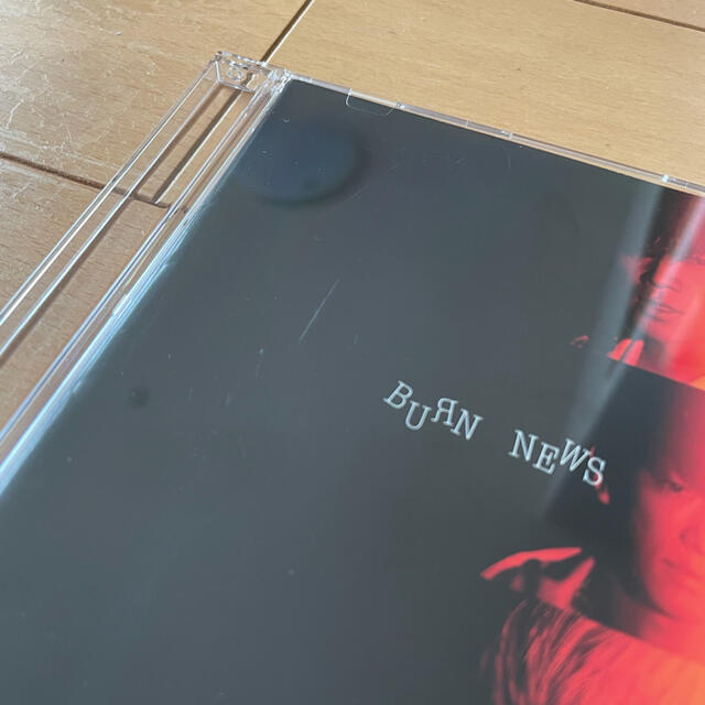 NEWS(ニュース)のNEWS BURN 通常盤 CD エンタメ/ホビーのDVD/ブルーレイ(ミュージック)の商品写真