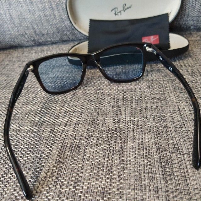 Ray-Ban(レイバン)の美品✨ Ray-Ban レイバン ウェリントン型 ブラック メンズのファッション小物(サングラス/メガネ)の商品写真