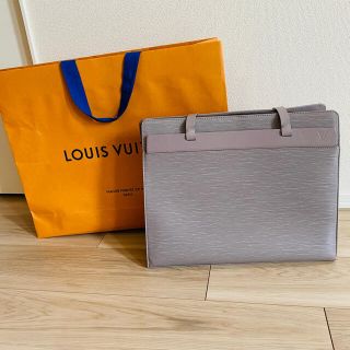 ルイヴィトン(LOUIS VUITTON)のルイ　ヴィトン　カバン(トートバッグ)