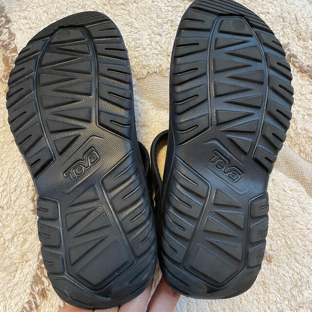 Teva(テバ)のkids teva サンダル キッズ/ベビー/マタニティのキッズ靴/シューズ(15cm~)(サンダル)の商品写真