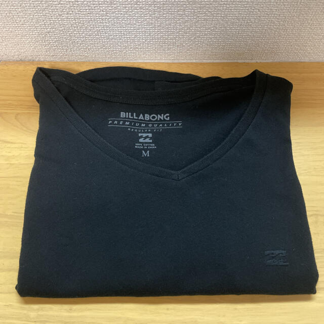 billabong(ビラボン)のBILLABONG、ビラボン、Tシャツ、黒、Mサイズ、格安 メンズのトップス(Tシャツ/カットソー(半袖/袖なし))の商品写真