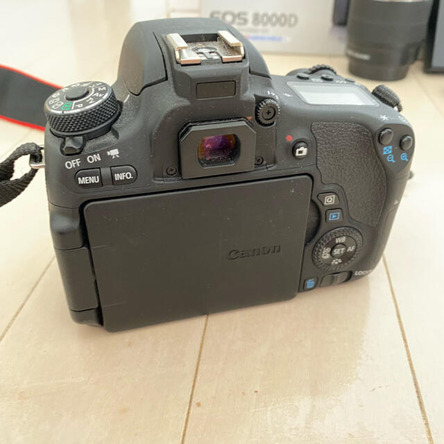 canon EOS 8000D 標準レンズ付き キャノン 一眼レフカメラ