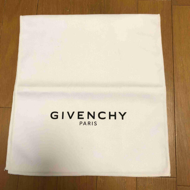 GIVENCHY(ジバンシィ)の正規 Givenchy ジバンシィ 付属品 保存布 白 メンズのファッション小物(その他)の商品写真