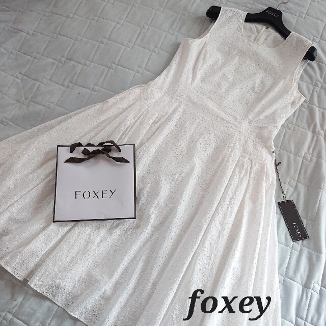新製品情報も満載 フォクシー FOXEY 限定数特別価格 カシミヤ100 店