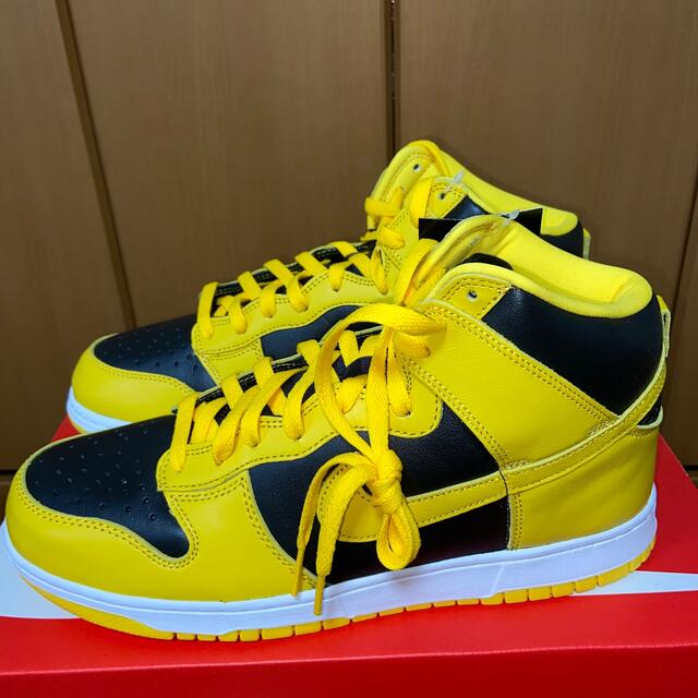 NIKE(ナイキ)のNIKE DUNK High SP Varsity Maize メンズの靴/シューズ(スニーカー)の商品写真