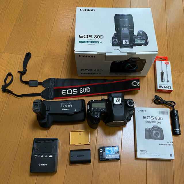 【値下げ中】7/3迄CANON EOS80D ボディ+バッテリーグリップ