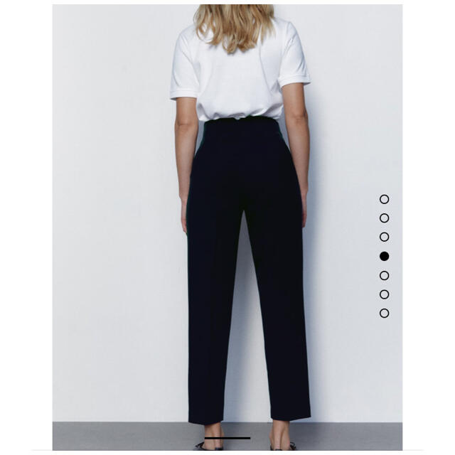 ZARA(ザラ)のZARA ハイウエストパンツ XL 黒 レディースのパンツ(クロップドパンツ)の商品写真