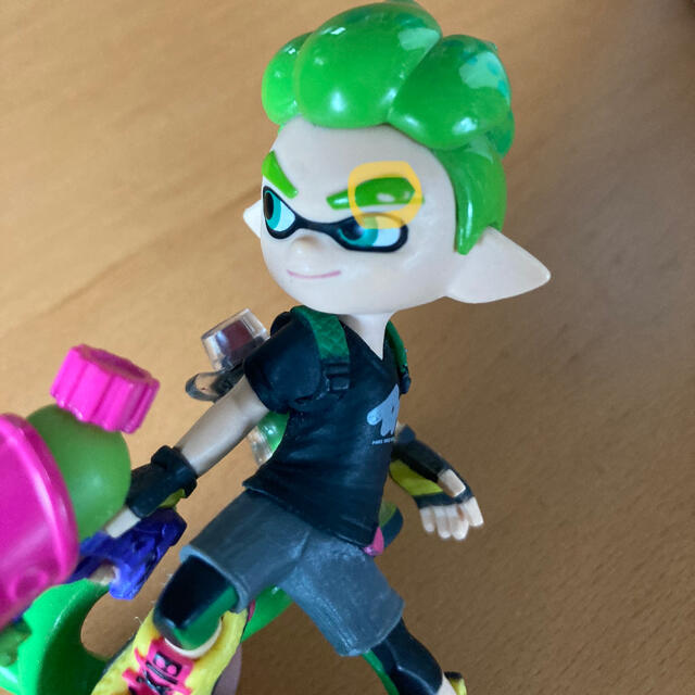 任天堂(ニンテンドウ)の【 Lippyさん専用】amiibo スプラトゥーンボーイグリーン&ガールピンク エンタメ/ホビーのフィギュア(ゲームキャラクター)の商品写真