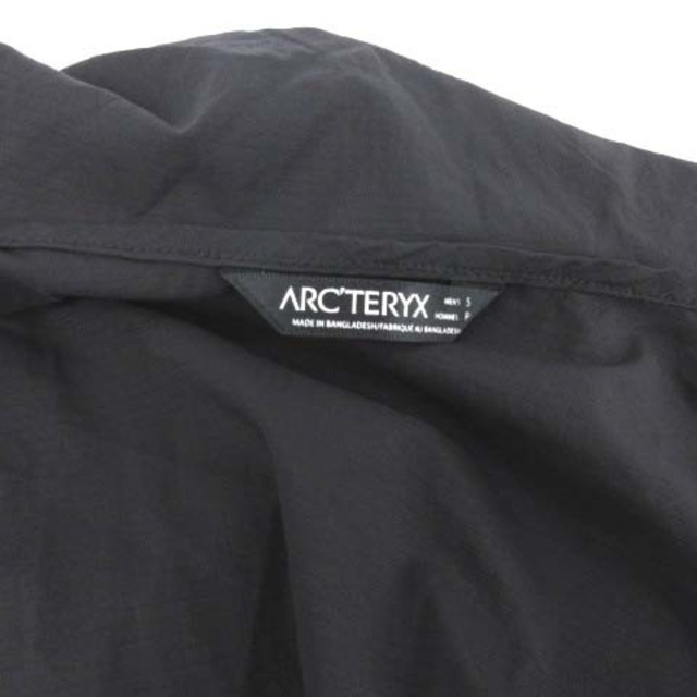 ARC'TERYX(アークテリクス)のアークテリクス スコーミッシュフーディー マウンテンパーカー ロゴ S 黒 メンズのトップス(パーカー)の商品写真