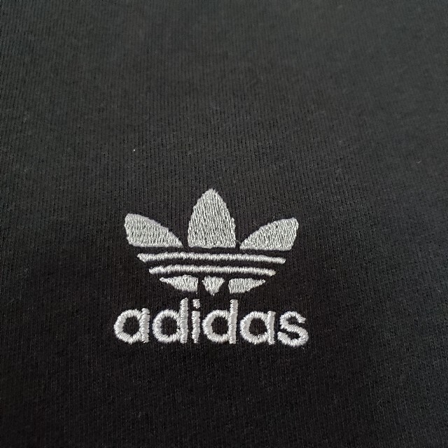 人気特価 Adidas アディダス 刺繍ワンポイントロゴ 半袖tシャツ Tシャツ カットソー 半袖 袖なし