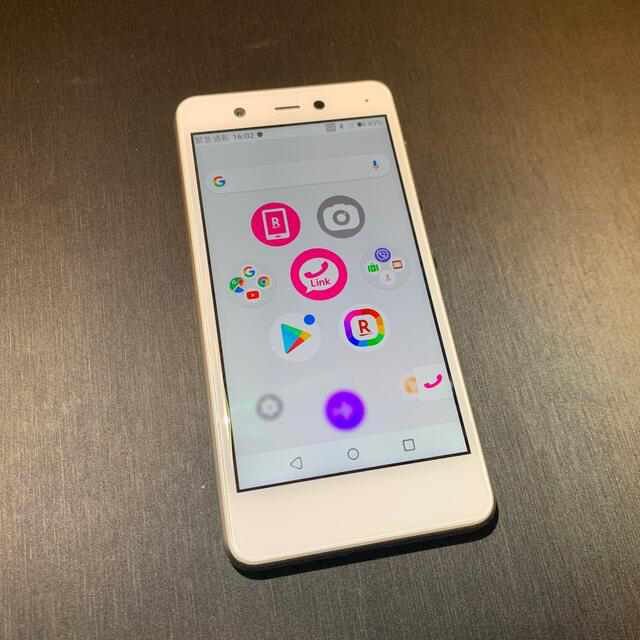 Rakuten(ラクテン)のrakuten mini white スマホ/家電/カメラのスマートフォン/携帯電話(スマートフォン本体)の商品写真