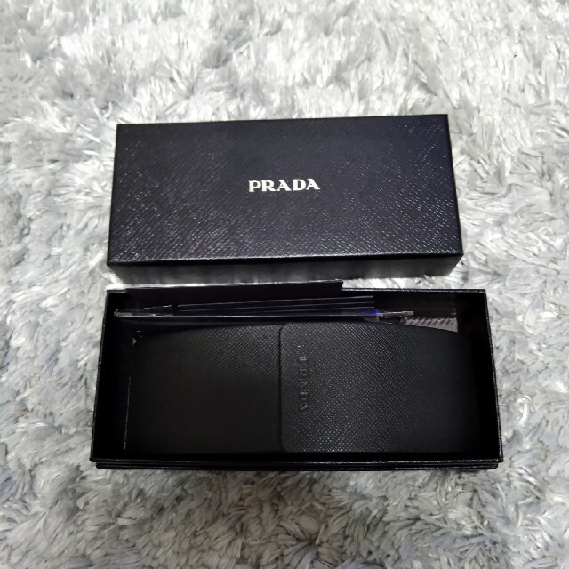 PRADA(プラダ)の正規品　PRADA　サングラス　ブラック メンズのファッション小物(サングラス/メガネ)の商品写真