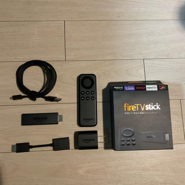 【送料込み】fire tv stick 第1世代 スマホ/家電/カメラのテレビ/映像機器(テレビ)の商品写真