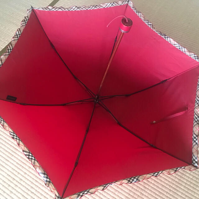 BURBERRY(バーバリー)のバーバリー　Burberry  晴雨兼用　折り畳み傘 レディースのファッション小物(傘)の商品写真