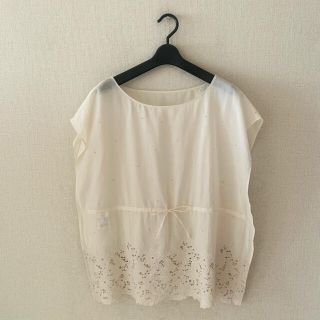 ニジュウサンク(23区)の23区♡刺繍プルオーバーシャツ(シャツ/ブラウス(半袖/袖なし))