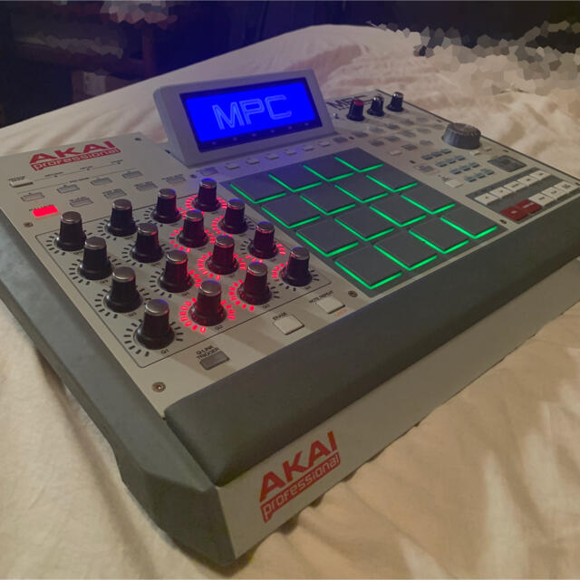 MPC renaissance 送料込み(箱だけなし、付属品全てあり) 楽器のDTM/DAW(MIDIコントローラー)の商品写真