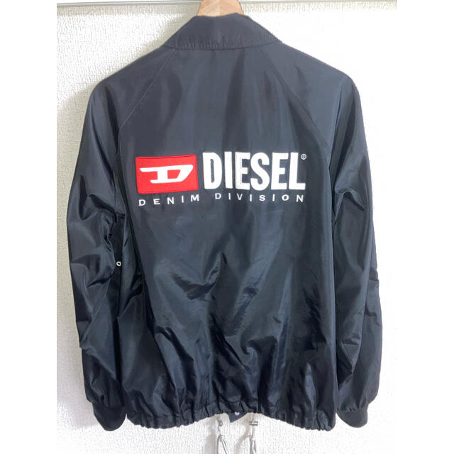 DIESEL(ディーゼル)のディーゼル　コーチジャケット メンズのジャケット/アウター(ナイロンジャケット)の商品写真