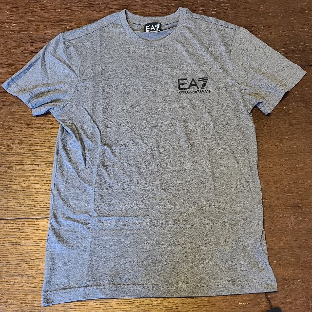 値下げ！新品EMPORIO ARMANI Tシャツ