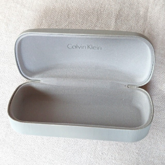 Calvin Klein(カルバンクライン)のカルバンクライン(Calvin Klein) サングラスケース  レディースのファッション小物(サングラス/メガネ)の商品写真