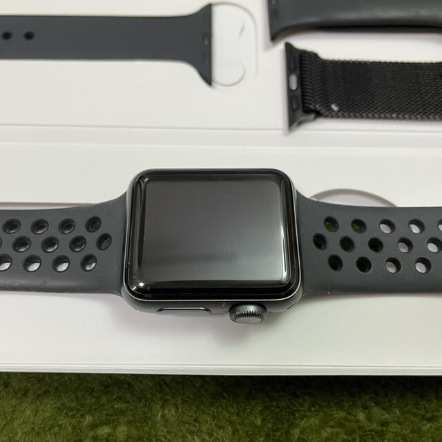 Apple Watch(アップルウォッチ)のAPPLE WATCH3 38mm スペースグレイ バッテリー100% メンズの時計(腕時計(デジタル))の商品写真