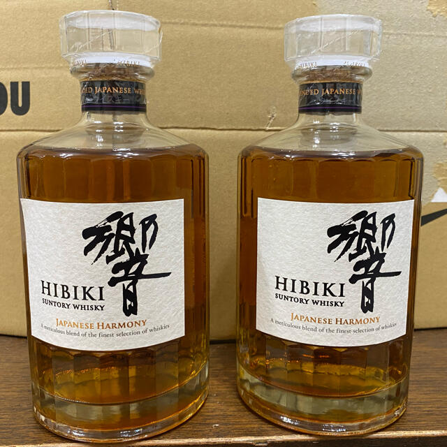 サントリーウイスキー 響 700ml ジャパニーズハーモニー 箱なし 2本