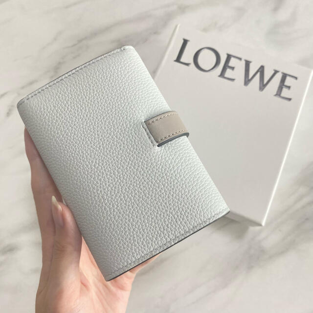 LOEWE - ラスト1【新品】LOEWE ロエベ ミニ財布 三つ折り財布 希少