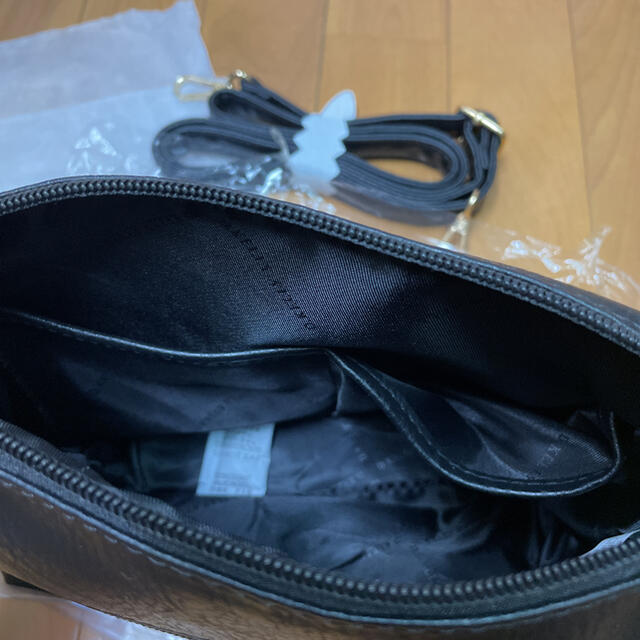 新品、黒ショルダーバッグ メンズのバッグ(ショルダーバッグ)の商品写真